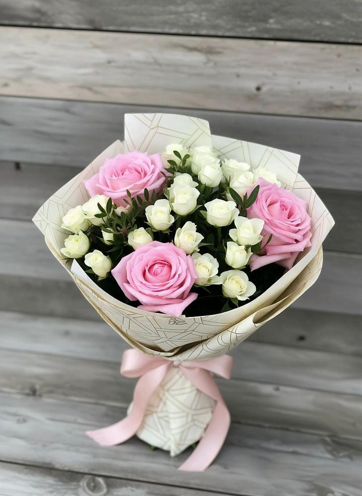 Букет цветов из: Розы в Новосемейкино