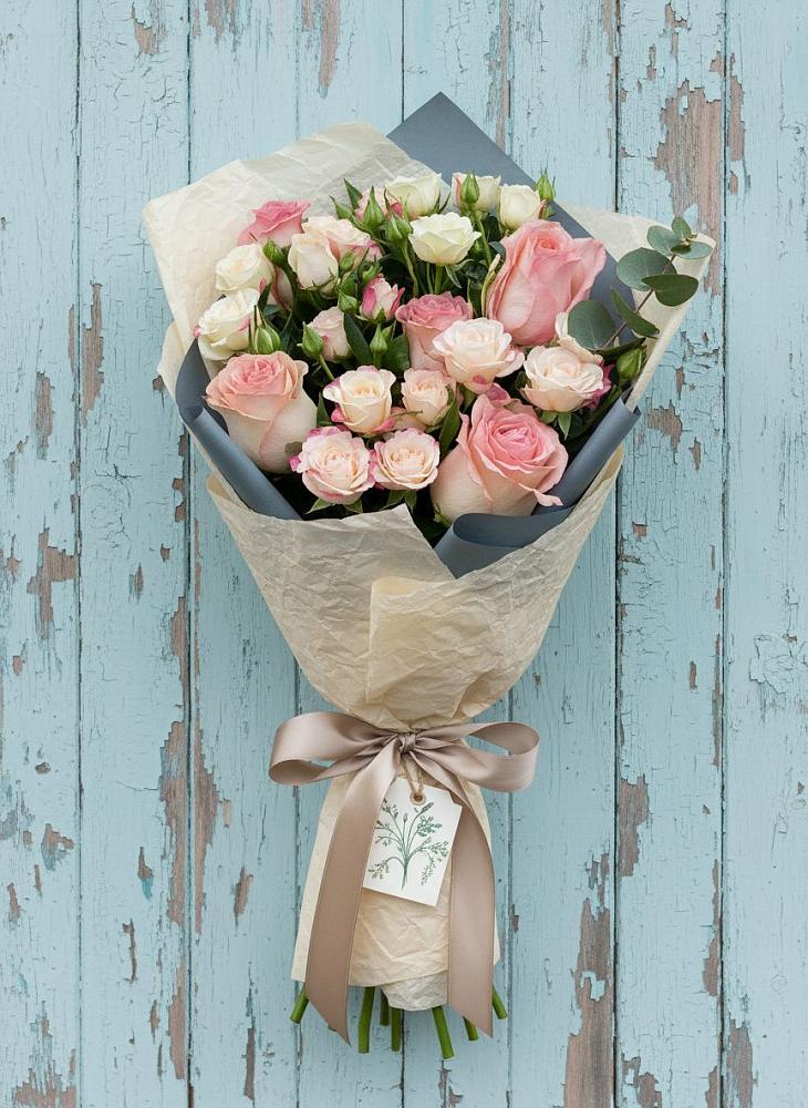 Букет цветов из: Розы в Новосемейкино