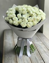 Букет 35 Белых роз в Новосемейкино