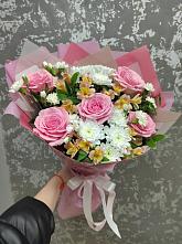 Букет цветов из:  Гвоздики, Орхидеи и Розы #REPLACE_PRED# Новосемейкино