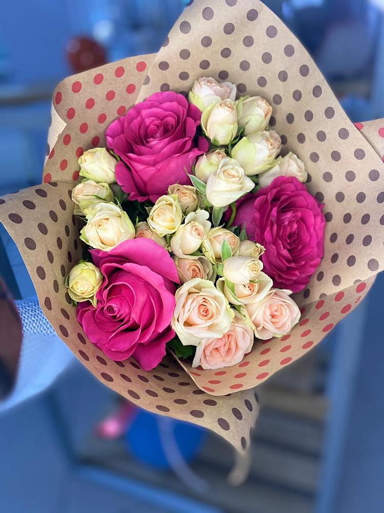 Букет цветов из: Розы в Новосемейкино