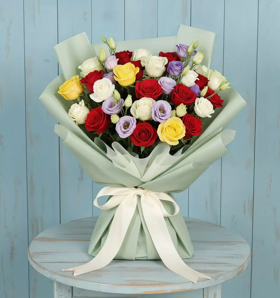 Букет цветов из: Розы в Новосемейкино