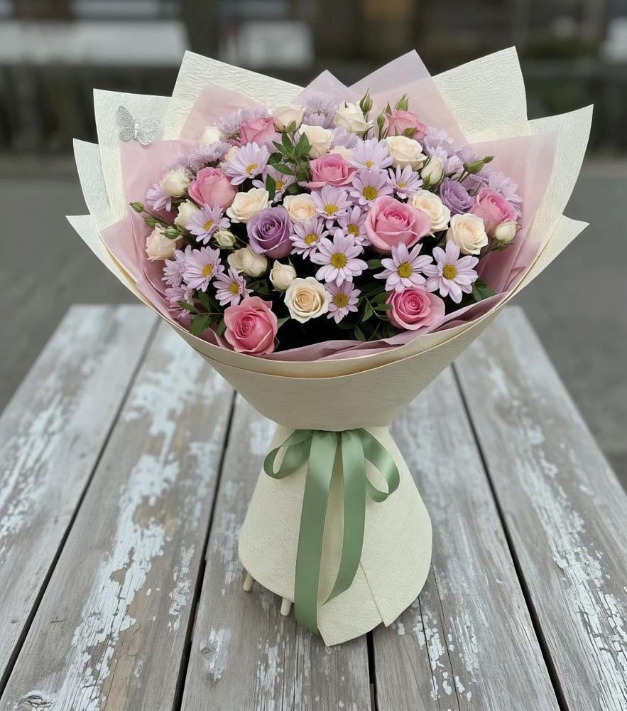Букет цветов из: Розы и Хризантемы в Новосемейкино